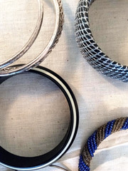 Lot of 21 Bangle Bracelets Mixed Metal Plastic Stackable Fashion Jewelry