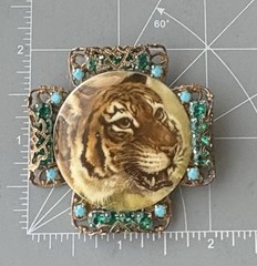 Vintage handcrafted tiger transfer cameo brooch w/ filigree & rhinestone brooch