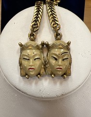 Vintage Selro Selini Gold Tone Asian Princess Bolo Necklace And Clip On Earrings
