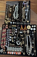 80 Vintage lot jewelry unbranded wearable Trifari Monet Coro Avon Italy Marvella