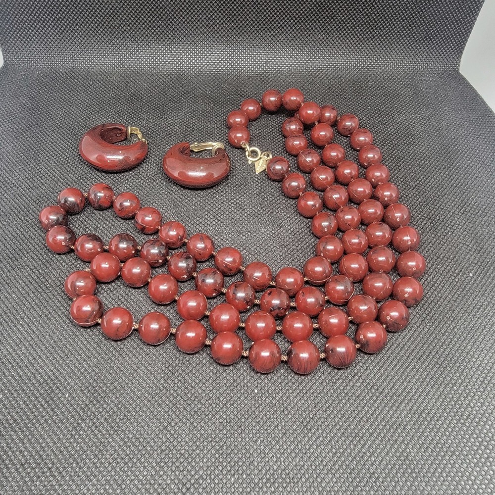 Vintage Sarah Coventry Necklace Clip On Earrings Set Red Lucite Beaded