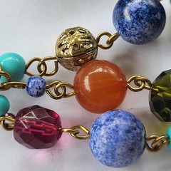 Multistrand Necklace Multicolored Bead Facets Round Made of Glass Plastic Metal