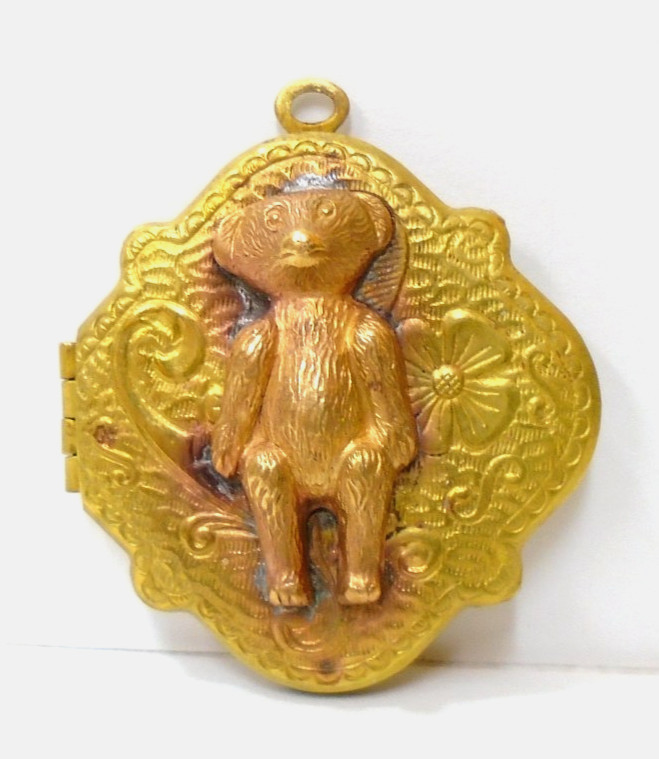 RARE EDWARDIAN GOLD FILLED LOCKET with TEDDY BEAR CAMEO ONE OF A KIND