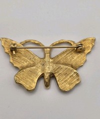 VINTAGE BROWN & YELLOW STAINED METAL CRYSTAL RHINESTONES BUTTERFLY BROOCH.