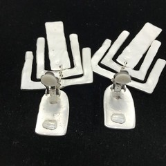 Vintage Temptation Fashion Jewlery Silver Tone Statement Clip-on Earrings