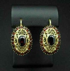 Vintage Style Oval Garnet Lab Created Diamond Wedding 14K Yellow Gold FN Earring
