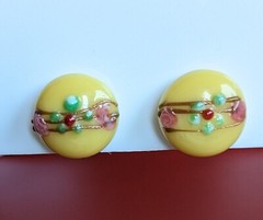 Vintage JAPAN Yellow ¾” Button CLIP Floral Glass Lampwork EARRINGS Screw Back