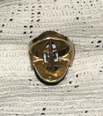 VINTAGE UNCAS 18 KT HGE GOLD PLATED ONYX & RHINESTONE OR ZIRCON RING