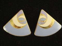 Lovely Samuel Huang Lavender & Gold Tone Triangular Pierced Earrings
