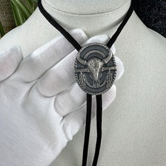 Stunning Vintage Silver Tone Buffalo Skull Western Bolo Tie