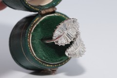 New Made 18k Gold Natural Tapered Baguette Cut Diamond Decorated Ring