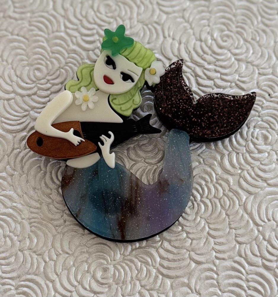 Mermaid vintage style acrylic brooch pin