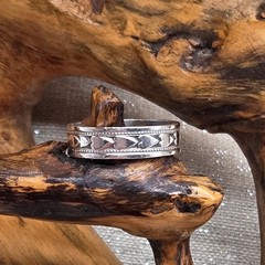 Vintage Artist Mark Sterling Silver 925 Heart Band Ring 7.5 – 7.75