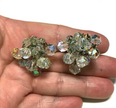Vtg LAGUNA Aurora Borealis CRYSTAL Clip EARRINGS “Cha-Cha” Waterfall Silver H195