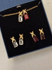 Vintage Regal Goldtone Ruby/ Clear Crystal Pendant Necklace / Earrings Set