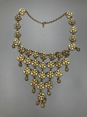 GOLDETTE Fancy VTG Gold Tone Faux Pearl Waterfall Bib Necklace Stunning 16-18in