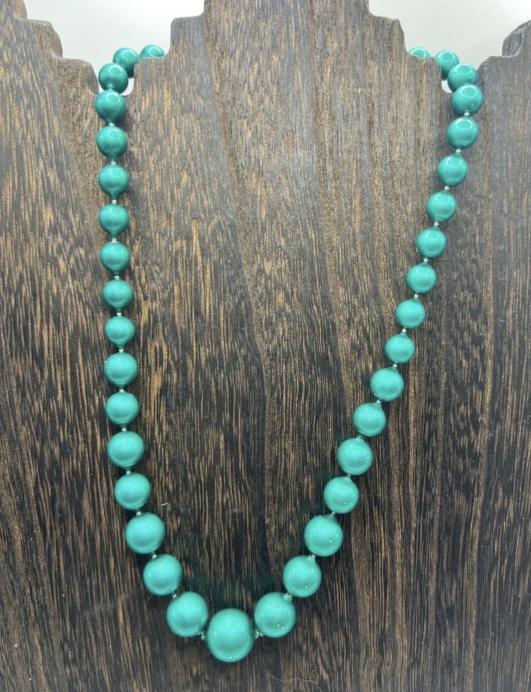 1960s Mid Century Teal Green Lucite Graduated Statement Necklace VTG