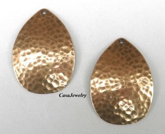 #0231 ANTIQUED GOLD HAMMERED OVAL PENDANT/ER W/HANG HOLE – 2 Pc Lot