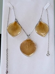 Vtg.Sign 925 Sterling Silver & Dried Petals In Resin Chain Necklace-19” Exc.