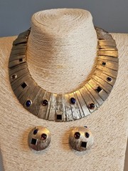 Vtg Les Bernard Gold Tone Jeweled Egyptian Revival Collar Necklace + Earrings