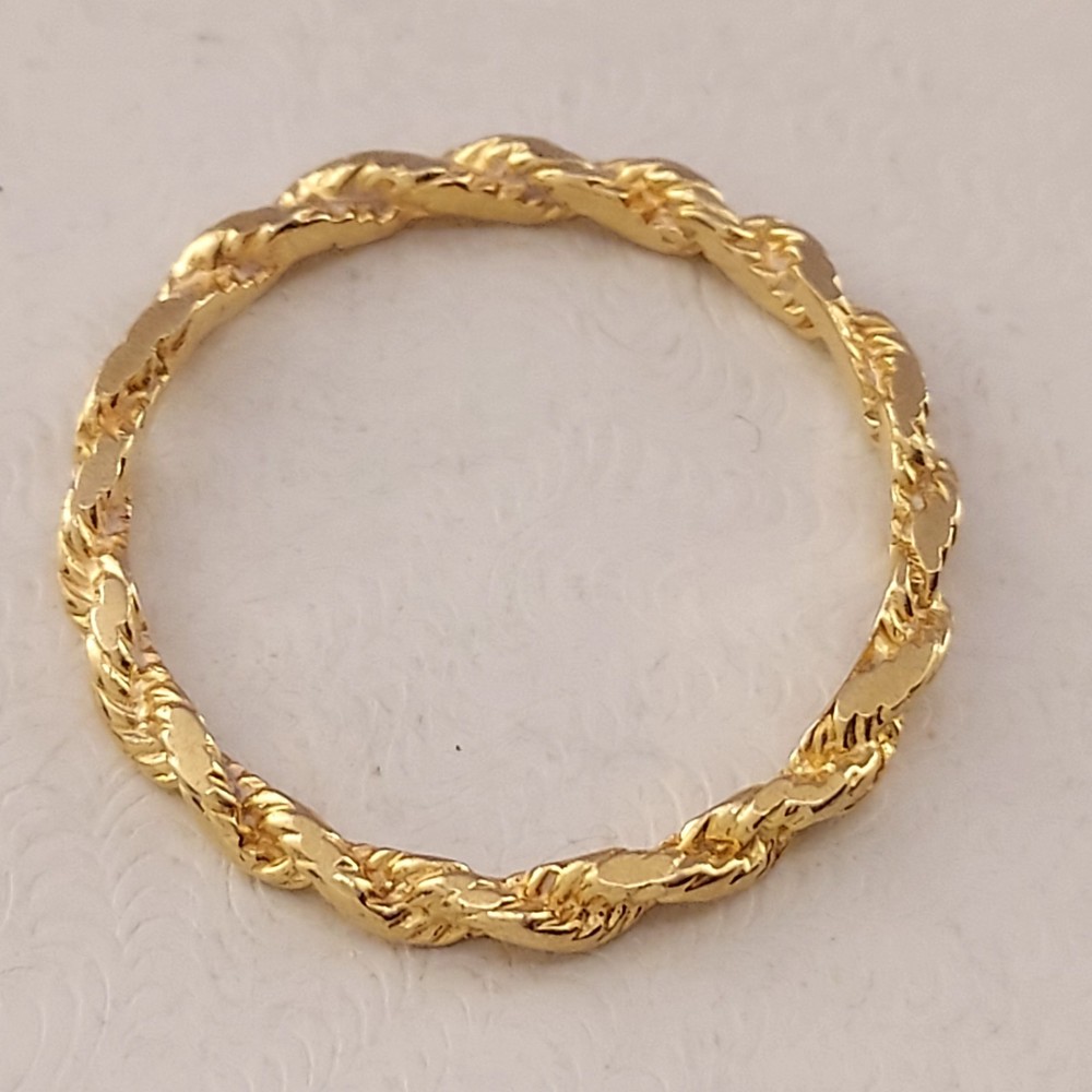 Vintage 14k Fancy Gold Ring. Size 6-1/4. High Polish, Diamond Cut Design.