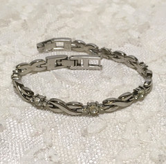 Vintage Anne Kein Chain Bracelet Silver Tone Rhinestone Accents Fold over