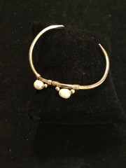 Vtg Cuff Gold Tone Braclet-925-Sterling Silver-With Sliding Pearls on Gold Wire