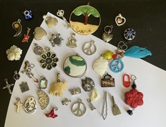 VINTAGE CHARM PENDANT LOT MIX MATERIAL ASSORTED SIZES PIECES 41 Items