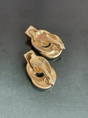 Vintage signed Trifari ivory enamel clip-on Earrings Knot Signed