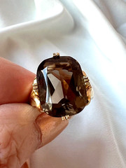 14K YELLOW GOLD LARGE SMOKY QUARTZ RING BEAUTIFUL RICH CHOCOLATE BROWN COLOR