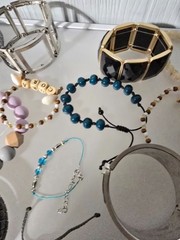 Mixed metal materials lot of 34 bracelets