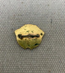Vtg Gold tone Official Girl Scouts Brooch Pin Flags Enamel Collector