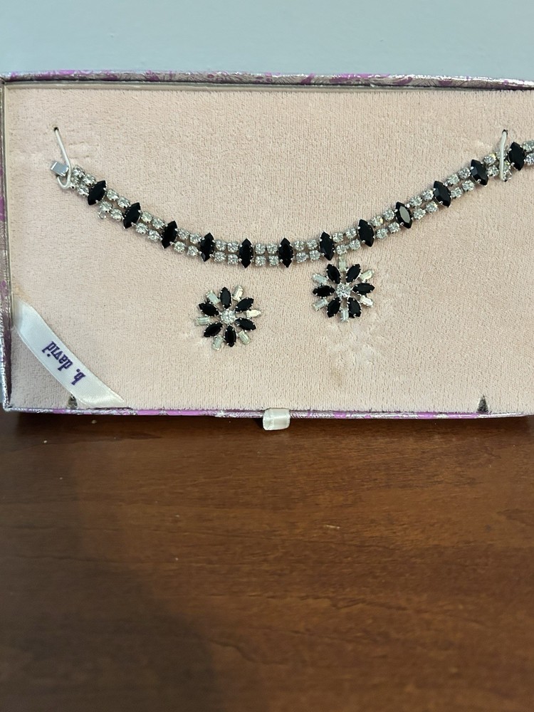 Vintage B David Jewelry Set Bracelet Earrings Black Jet Crystal Starburst Box