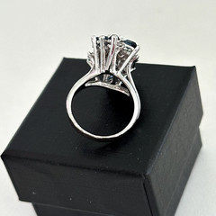 Vintage Blue & Clear Crystal White Gold Plated Statement Cluster Ring Size 6