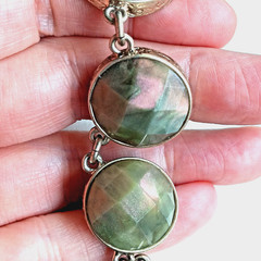 Vintage Style Georgian Collet Necklace 17″ Olive Green Iridescent Anna Wintour