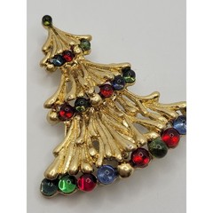 Monet Christmas Tree Pin Brooch Red Signed Collectible Holiday Vintage 1970s