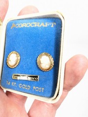 Vintage Corocraft 14kt Gold Post Cameo Earrings in Box