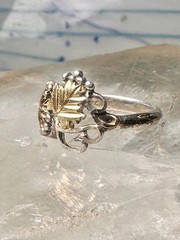 Black Hills Gold ring size 5 leaves band sterling silver women
