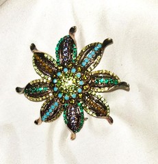 Vintage Carol Dauplais Jeweled Sunburst Flower Brooch