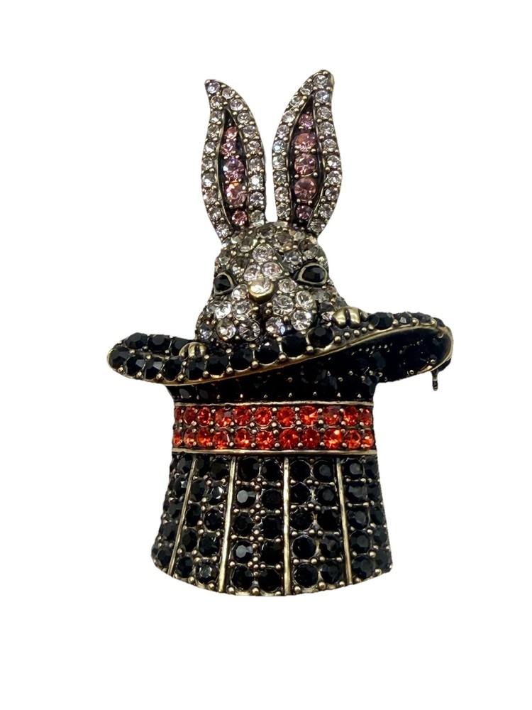 Off Park Rabbit in Hat Pin Brooch Magician Magic Large Crystals JTV Statement