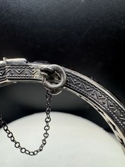 Antique 1920s Art Deco Sterling Silver & Channel Set Amethyst Bangle Bracelet