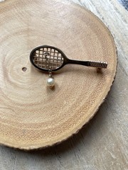 Vintage Signed Avon Gold Tone Tennis Racket Faux Pearl Ball Brooch Sports