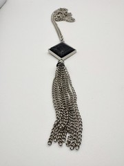 VINTAGE TONI GENUINE BLACK HOWLITE PENDANT TASSEL NECKLACE SILVERTONE