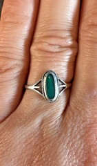 Vintage Sterling Silver Green Ring Size 9.75