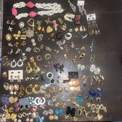 Vintage Goldtone Jewlery Drop Dangle Some Signed Monet & More 118 Pair & 22 …