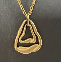 Vintage 90s Casual Corner Abstract Pendant Gold Tone 36” Chain Necklace