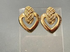 Vintage Gold Tone Heart Earrings Textured Knot Top Open Heart Love Retro Studs