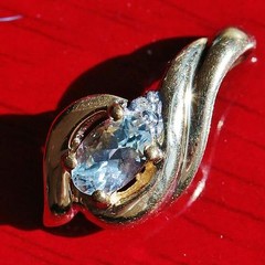10k yellow gold pendant 0.425ct aquamarine & diamond swirl charm Handmade 1.58g