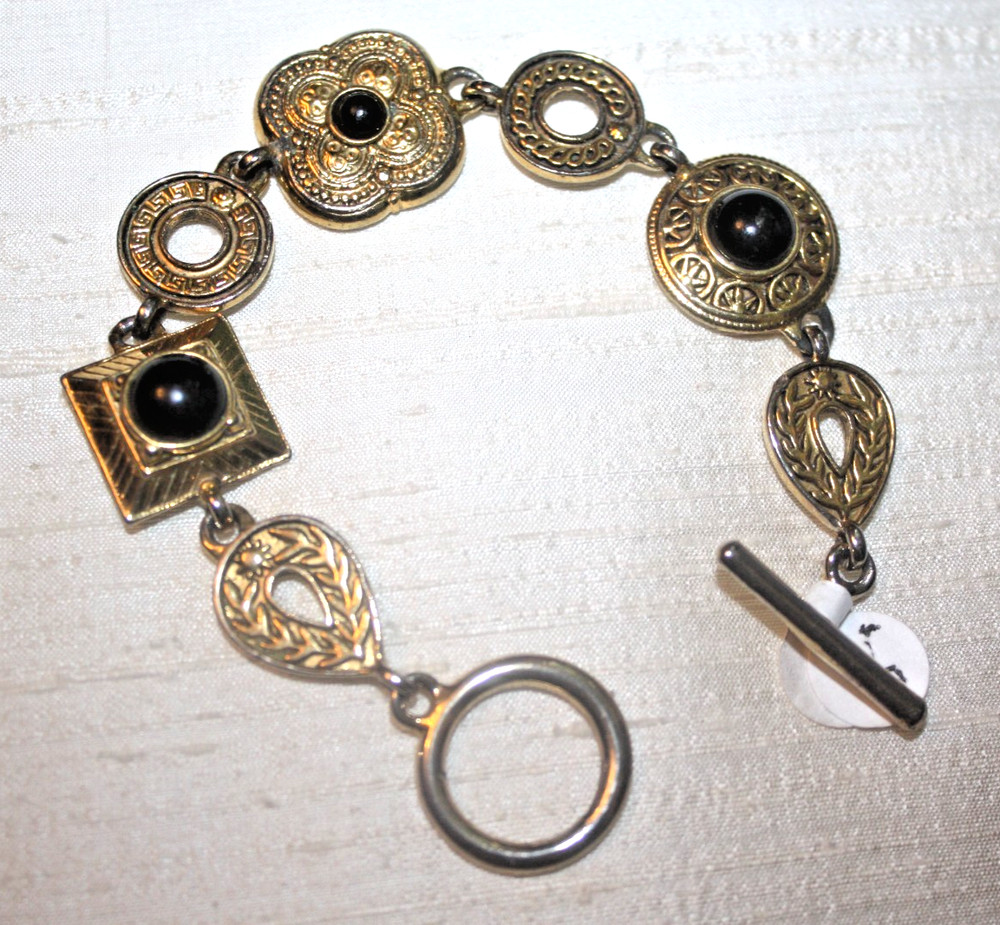 Signed VICTORIA Goldtone Etruscan Style Black Cabochons Link Bracelet