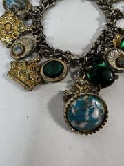 Vtg 1950s 60s Chunky Gold Tone Charm Bracelet French Fleur De Lis Faux Gemstones